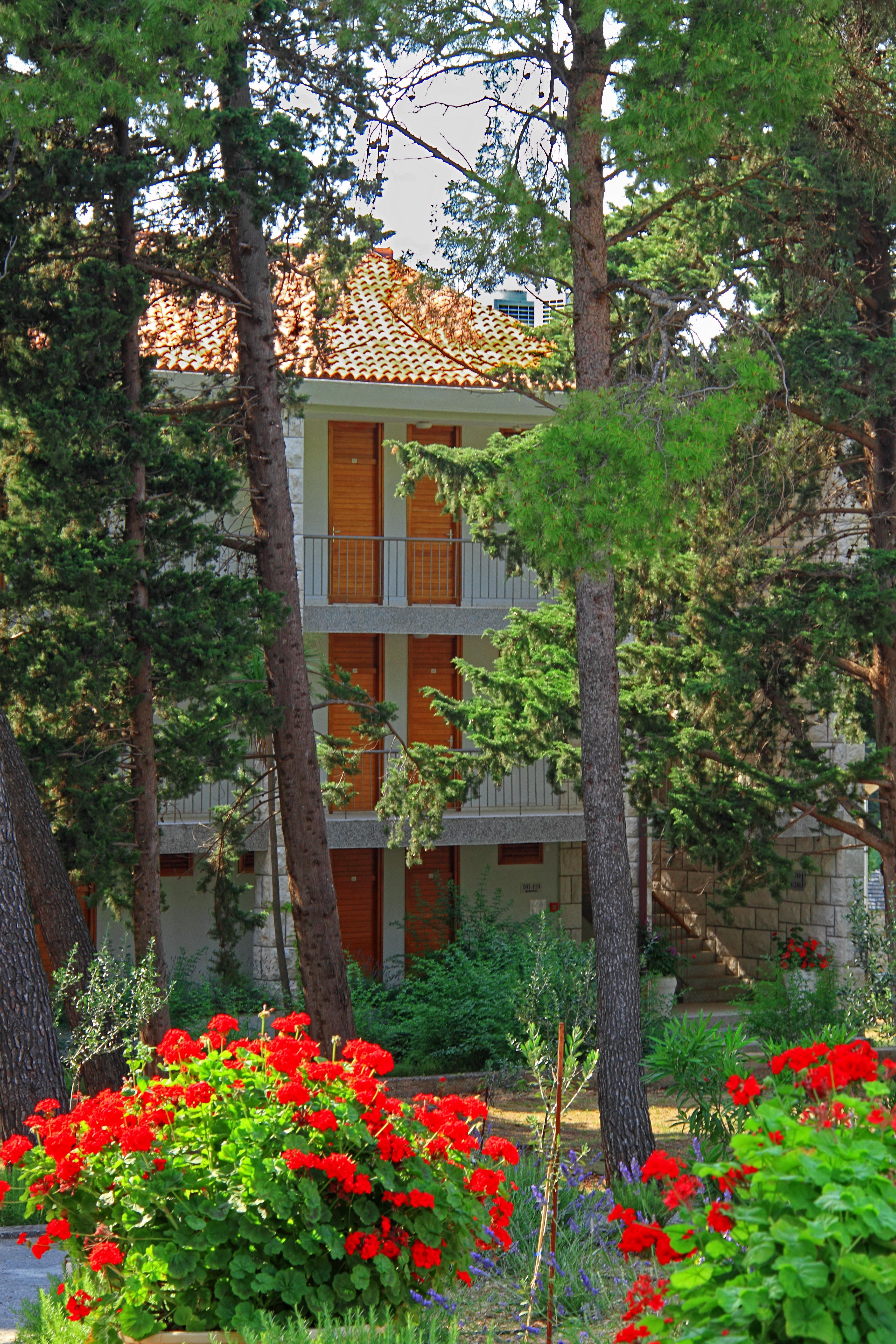 Отель Aminess Vival Casa Velaris Супетар Экстерьер фото
